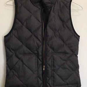 J CREW Women’s Size XS Quilted Vest Black -Polyester Down